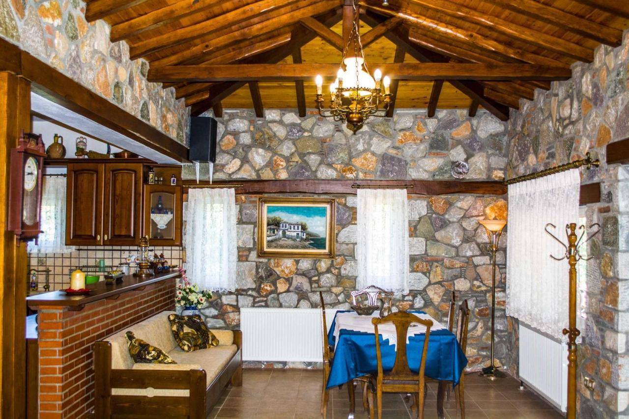 Villa Gem Moni Evaggelistrias Екстериор снимка